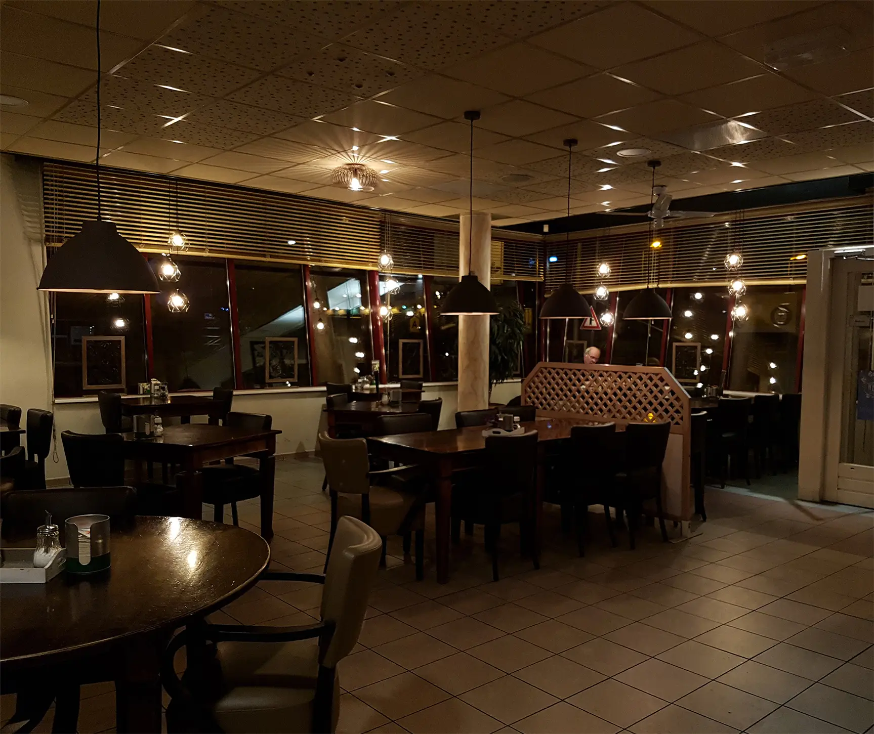 Interieur van Restaurant Routiers Distripark Eemhaven